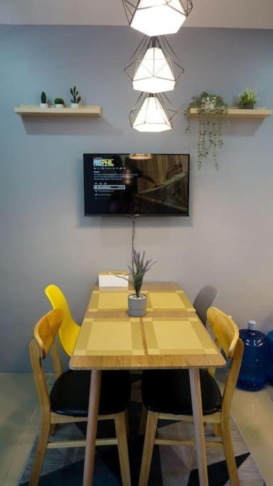 The Fika Room Near Mnl Airport - Scandi Studio Unit With Fast Wi-Fi & Netflix - Read Full Property Desc Before Booking Manila Exteriör bild