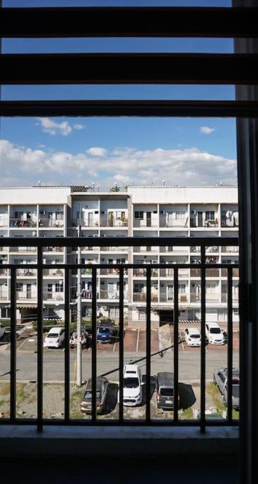 The Fika Room Near Mnl Airport - Scandi Studio Unit With Fast Wi-Fi & Netflix - Read Full Property Desc Before Booking Manila Exteriör bild
